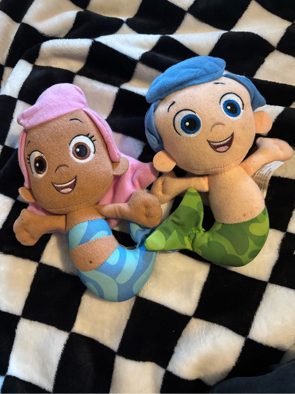 2012 bubble guppies plushies